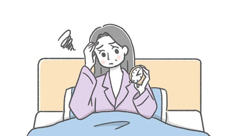 更年期の女性7割が不眠症状を抱えている？更年期による不調や不眠について